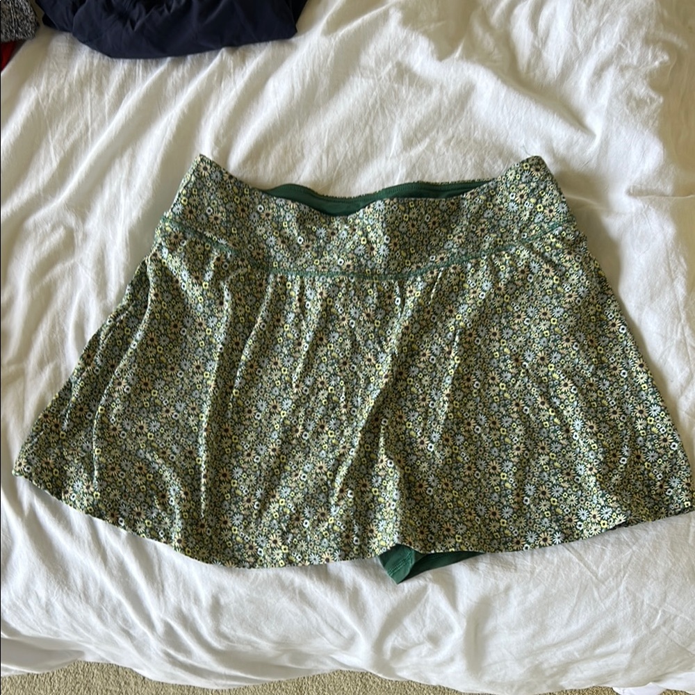 Patagonia Green Skater Mini Skirt with built in shorts